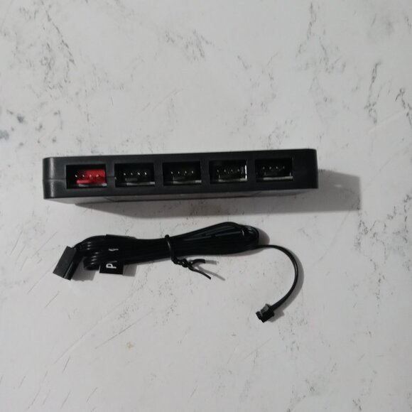 EZDIY-FAB 10 PORT PWM FAN HUB CONTROLLER - Picture 2 of 4